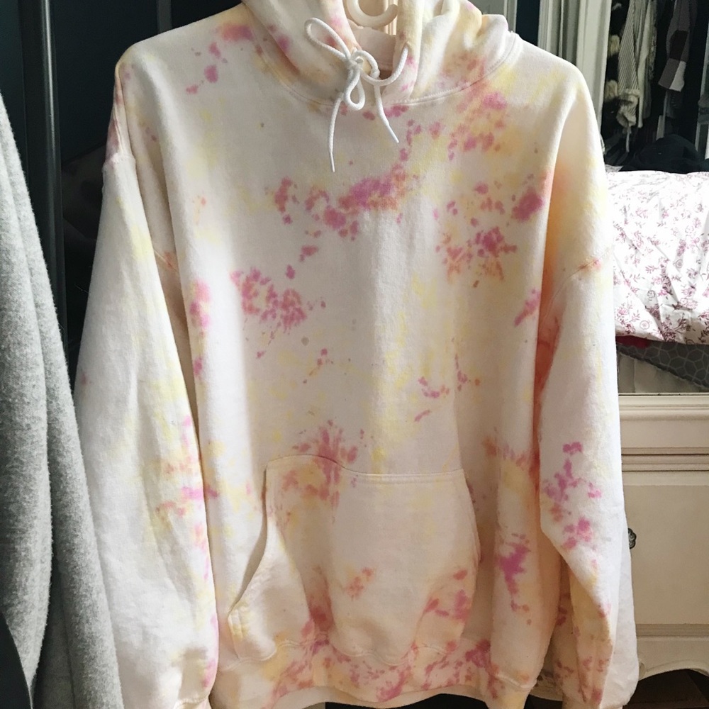 Tie Dye Sweatshirt ⚡️